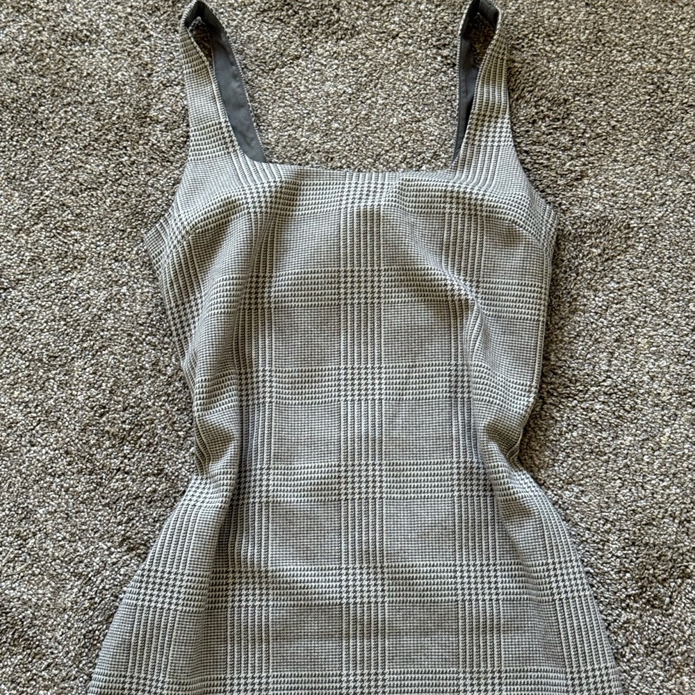 Banana Republic Black and White Sheath Mini Dress